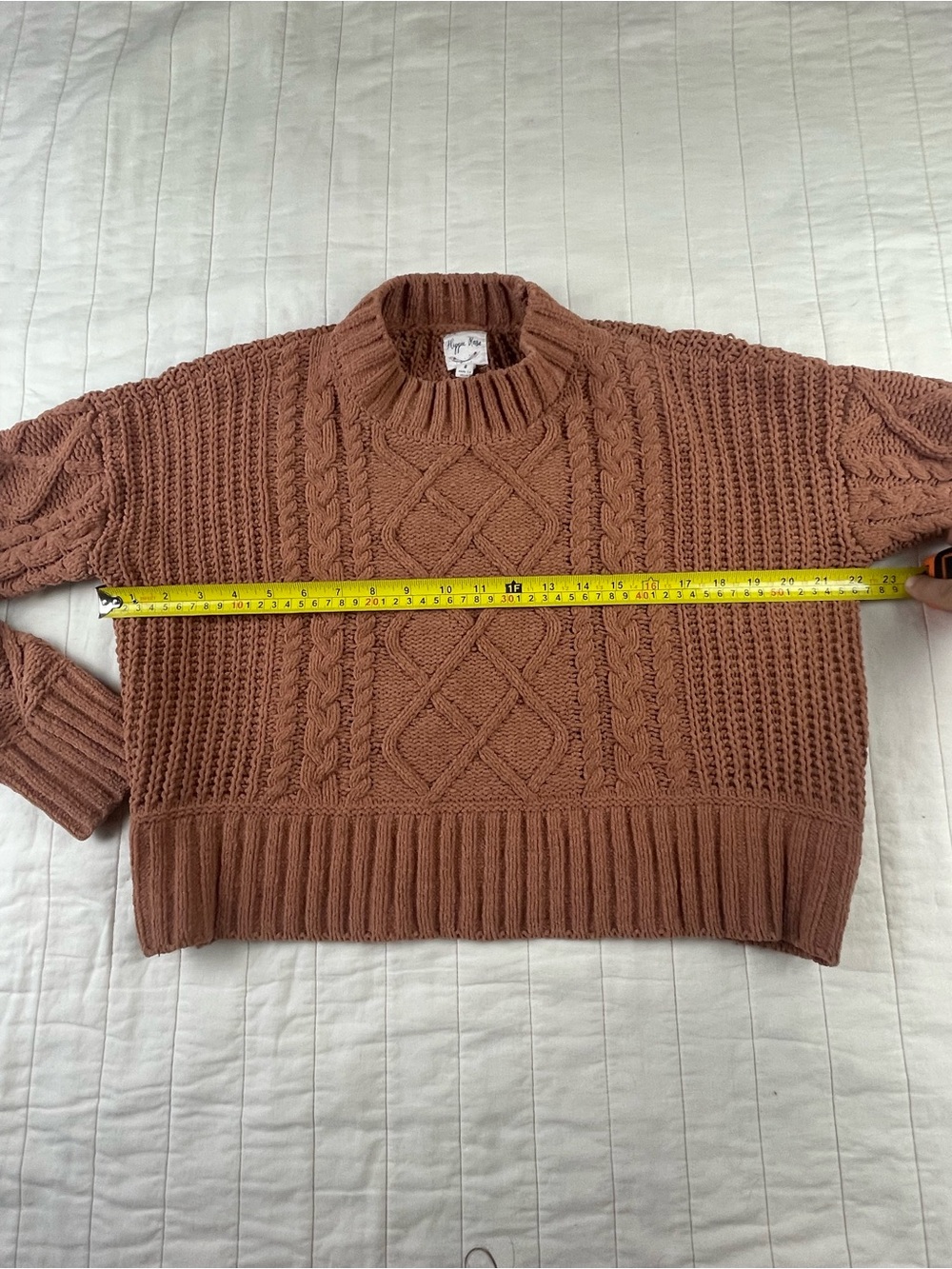 Hippie Rose Cable Knit Crewneck Cropped Sweater in Terracotta- oversized small - Picture 5 of 7